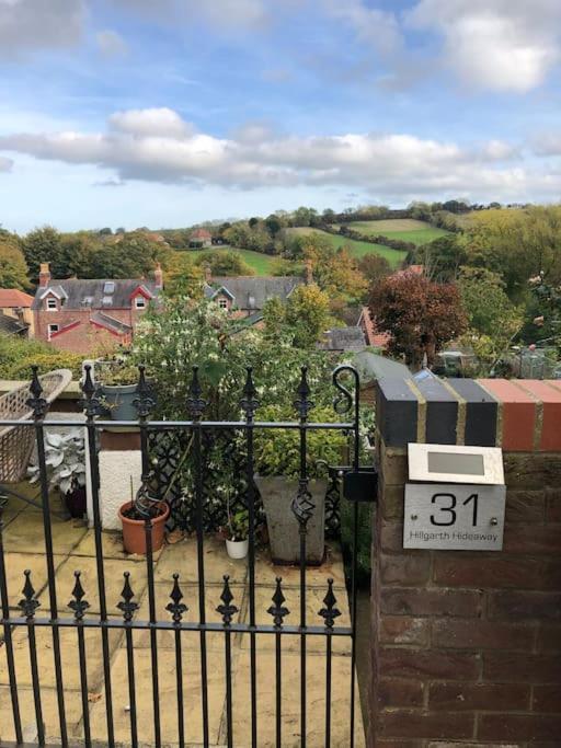 Hideaway Between Coast And Moors In A Beautiful Village Apartment Sleights ภายนอก รูปภาพ